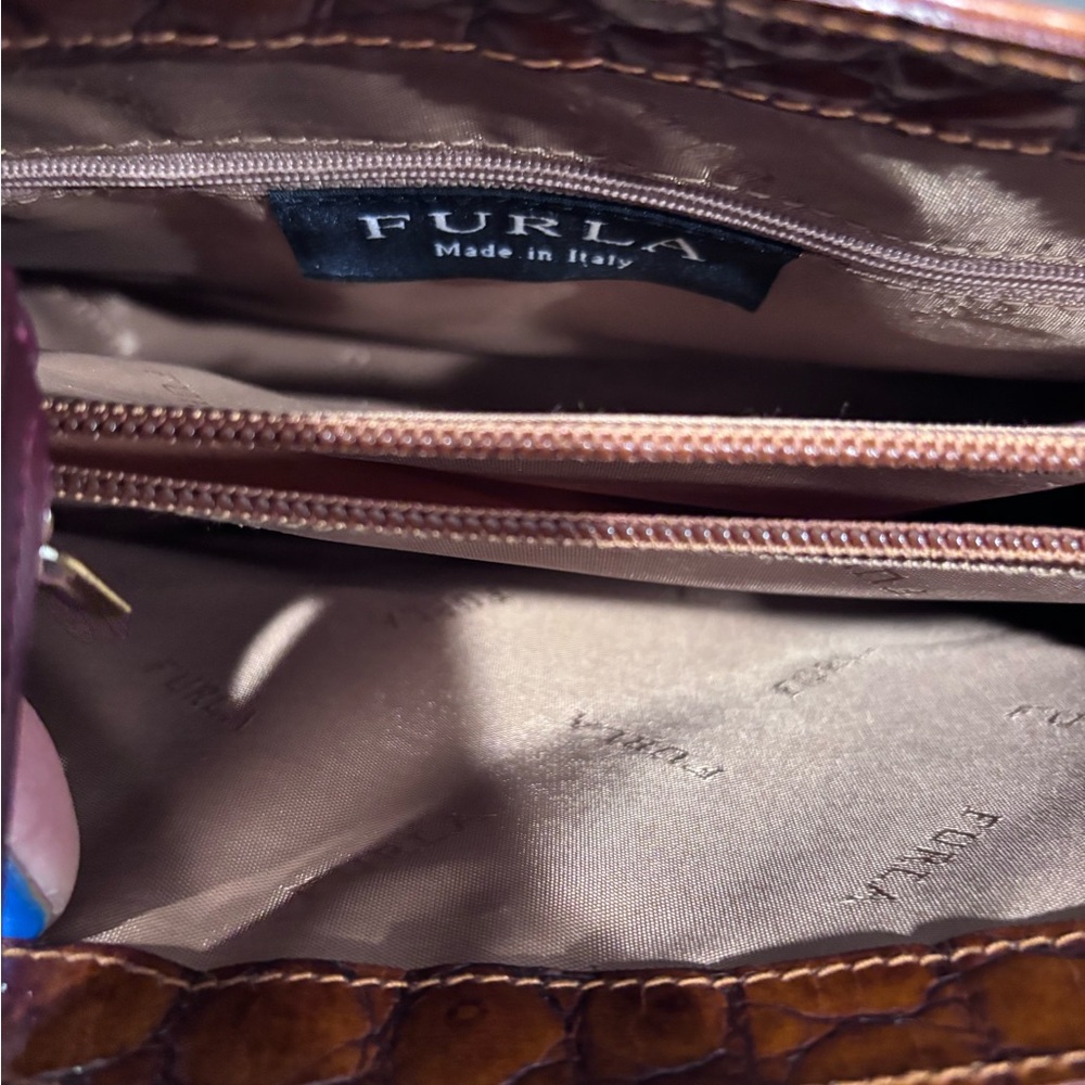 Furla Brown Leather women’s pocketbook made in Italy. 11” by 8” - Picture 6 of 6